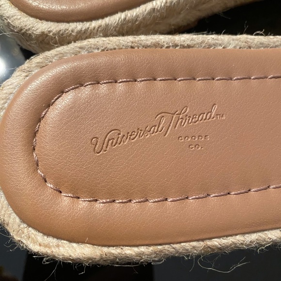 Espadrilles - Picture 5 of 5